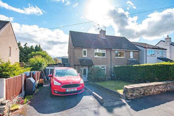 3 Bedroom Semi-Detached House For Sale In Black Abbey Lane, Glusburn, BD20