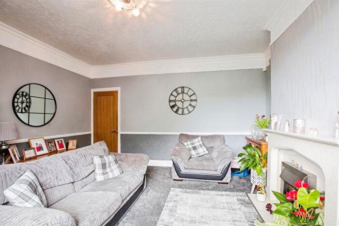 3 Bedroom Terraced House For Sale In Keighley Road, Halifax, HX2