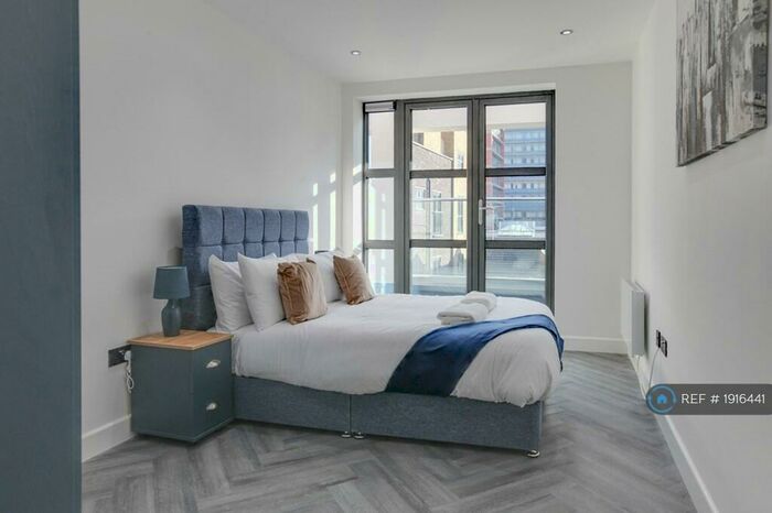 1 Bedroom Flat To Rent In High Street, Southend-On-Sea, SS1