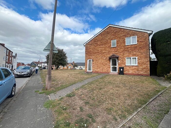 2 Bedroom Maisonette To Rent In Feckenham Road, Redditch, B96