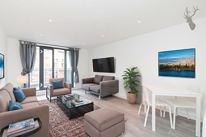 1 Bedroom Flat For Sale In Bow Connection Development, Bow, E3