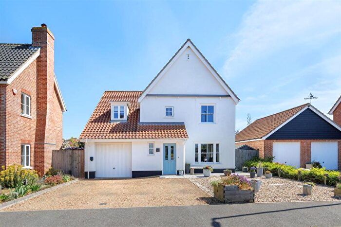 4 Bedroom Detached House For Sale In Beckers View, Wenhaston, Halesworth, IP19