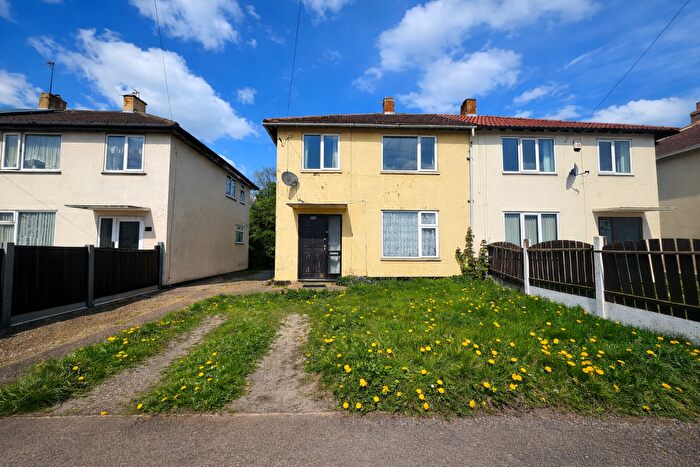 3 Bedroom Semi Detached House For Sale In Broadwater, Bolton-Upon-Dearne, Rotherham, South Yorkshire, S63