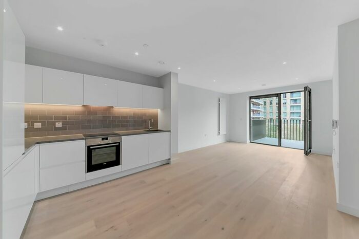 1 Bedroom Flat To Rent In Pendant Court, Royal Wharf, London, E16