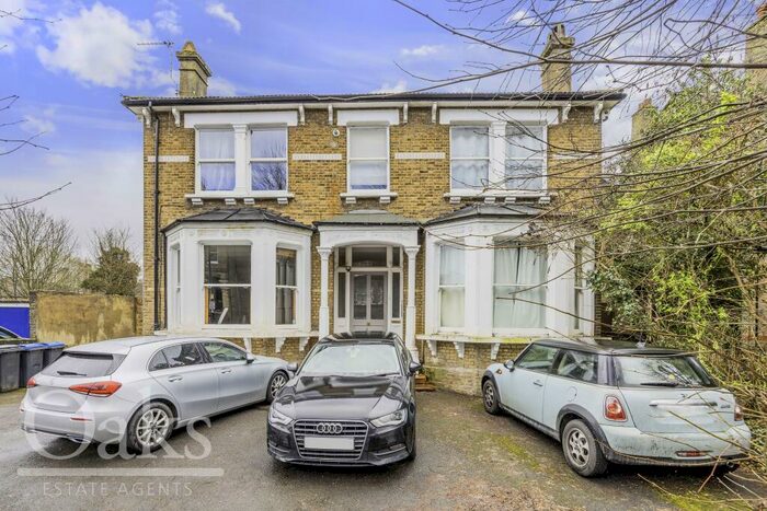 1 Bedroom Apartment For Sale In Canning Road, Addiscombe, CR0