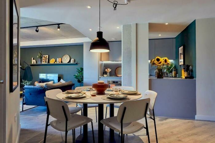 3 Bedroom Flat To Rent In Mustard Wharf, Leeds City Centre, LS1