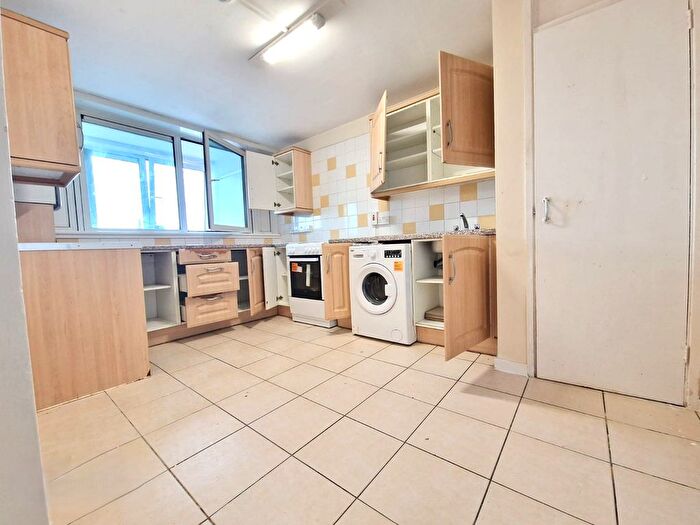 2 Bedroom Flat To Rent In Ferrier Point Forty Acre Lane, London, E16