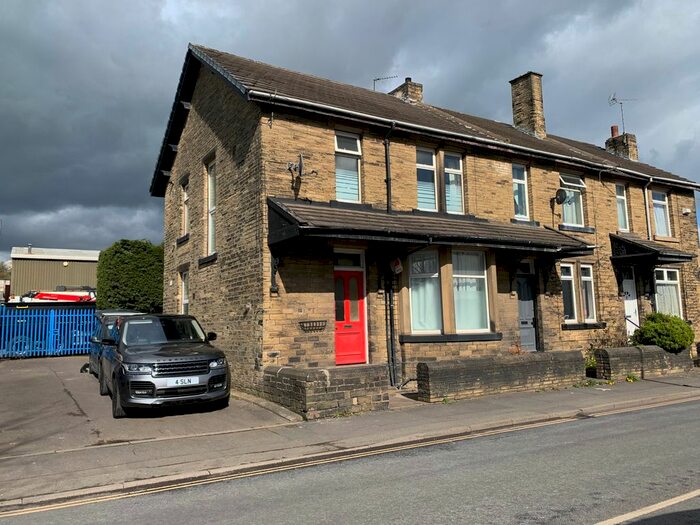 1 Bedroom Flat To Rent In Armytage Road, Brighouse, HD6