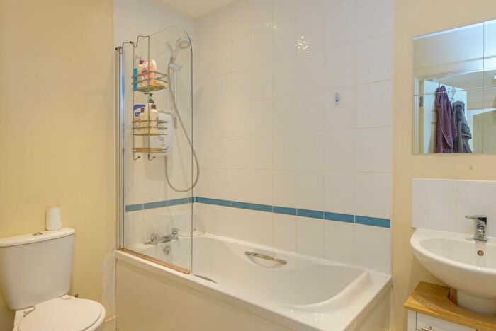 2 Bedroom Flat For Sale In Ducrow Court, St Pauls, BS2