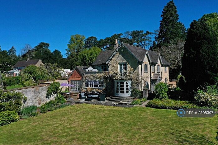 5 Bedroom Detached House To Rent In The Rookery, Chesterton, Bicester, OX26