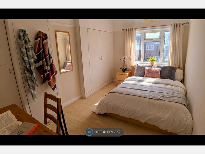 3 Bedroom Semi-Detached House To Rent In Freeburn Causeway, Coventry, CV4