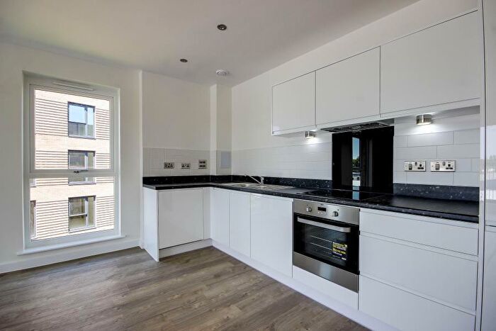 3 Bedroom Flat To Rent In Emer Court, Tottenham, N17