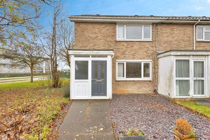 2 Bedroom End Of Terrace House For Sale In Grange Road, Northampton, NN3