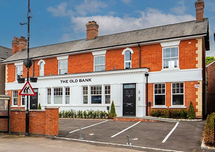 1 Bedroom Flat For Sale In The Old Bank, High Street, Woburn Sands, Milton Keynes, MK17