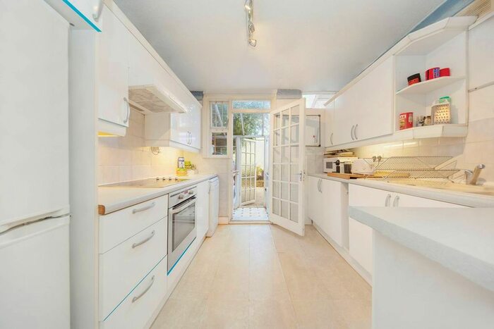 3 Bedroom Terraced House To Rent In Lainson Street, Southfields, London, SW18