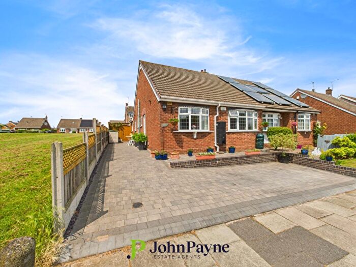 2 Bedroom Bungalow For Sale In Haddon End, Styvechale, Coventry, CV3