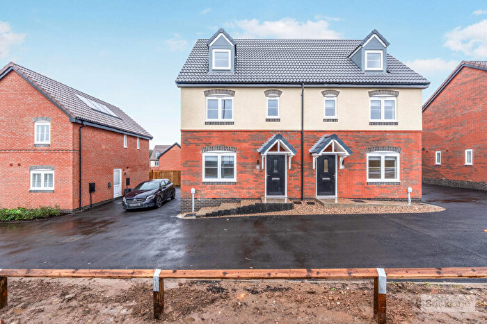 4 Bedroom Semi Detached House To Rent In Packe Road, Shepshed, Loughborough, LE12