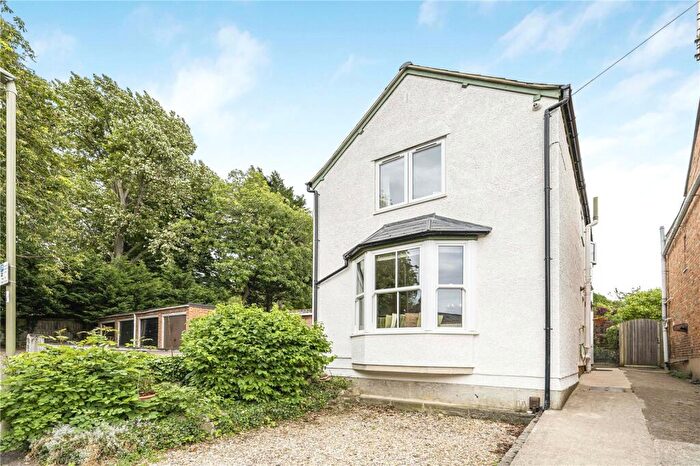 3 Bedroom Detached House For Sale In WIlliam Street, Marston, Oxford, OX3