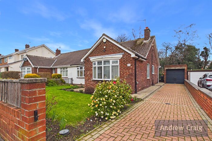 2 Bedroom Bungalow For Sale In Lyndon Drive, East Boldon, NE36