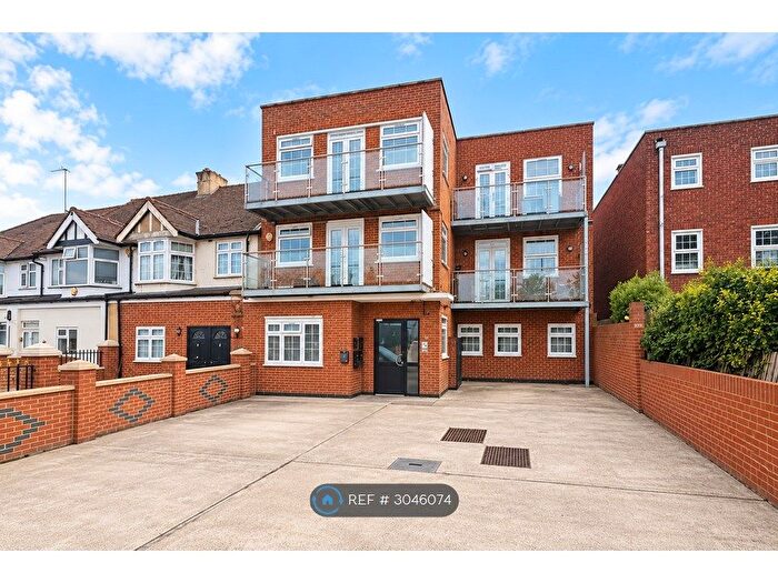 2 Bedroom Flat To Rent In Harrow Road, Wembley, HA0