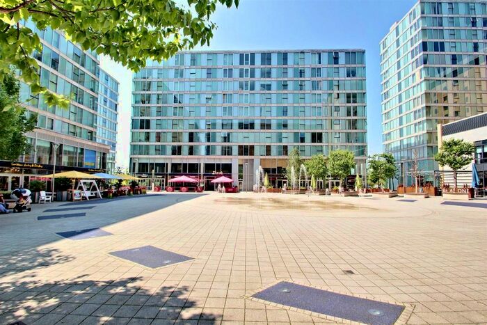 2 Bedroom Flat To Rent In Carnegie House, Witan Gate, Central Milton Keyne, MK9