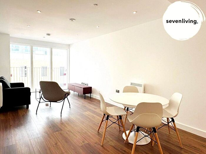 1 Bedroom Apartment To Rent In The Grand Exchange, Market Street, Bracknell, Berkshire, RG12