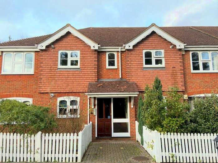 2 Bedroom Property To Rent In Church Road Great Bookham, KT23