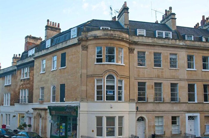 1 Bedroom Apartment To Rent In St James's Square, BA1