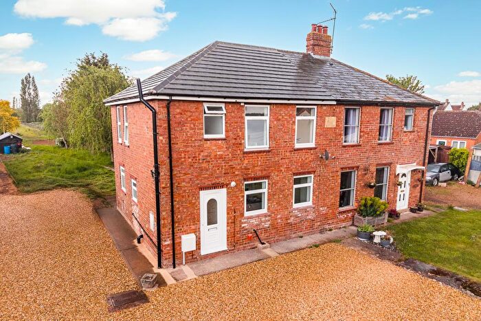 3 Bedroom Semi-Detached House For Sale In Churchgate, Gedney, PE12