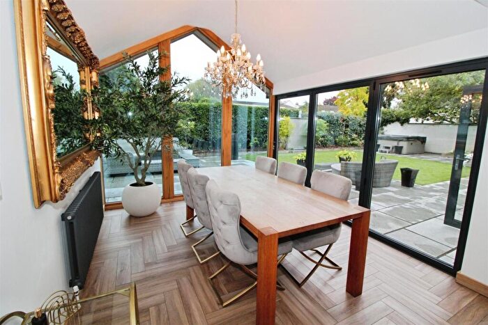 4 Bedroom Detached House For Sale In Cox Crescent, Dunchurch, Rugby, CV22
