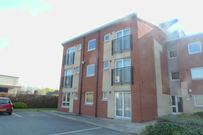 2 Bedroom Flat To Rent In Chester Road, Stretford, Manchester, M32