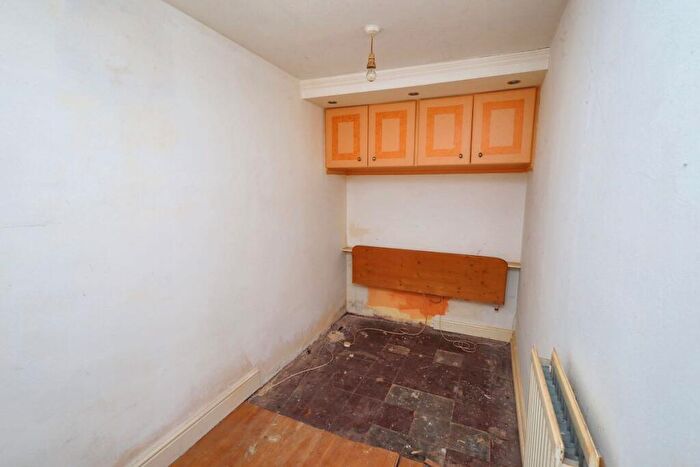 1 Bedroom Flat For Sale In Moorfield, Harlow, Essex, CM18