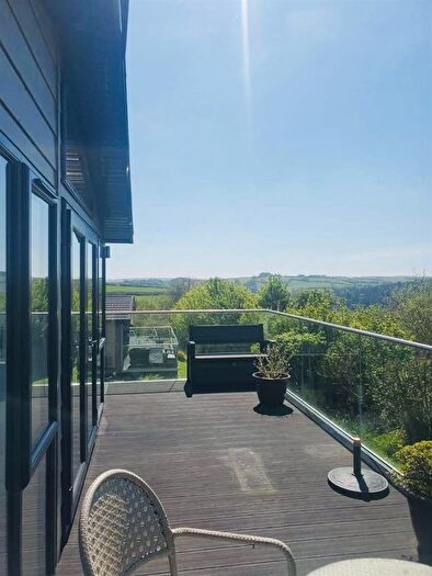 2 Bedroom Detached House For Sale In The Meadows, Avonwick, TQ10