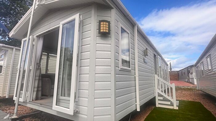 2 Bedroom Lodge For Sale In Seaton Road, Angus, DD11