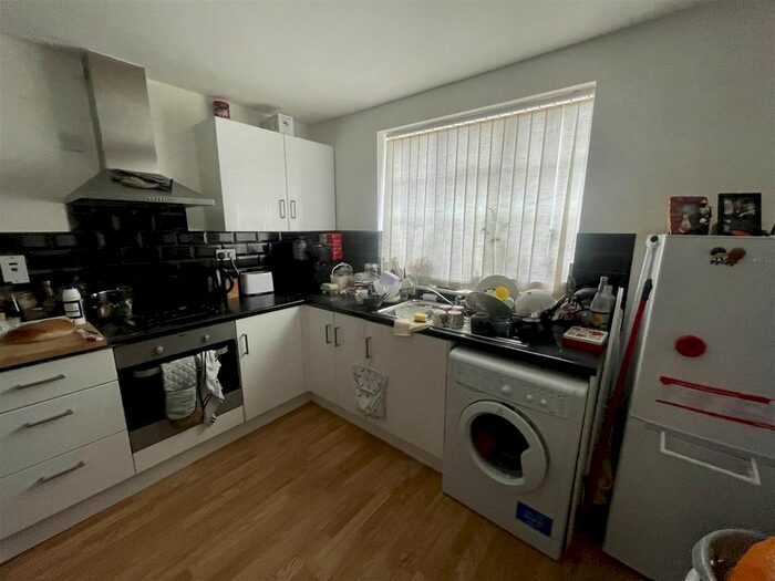 1 Bedroom Flat To Rent In Lewis Drive, Fenham, Newcastle Upon Tyne, NE4