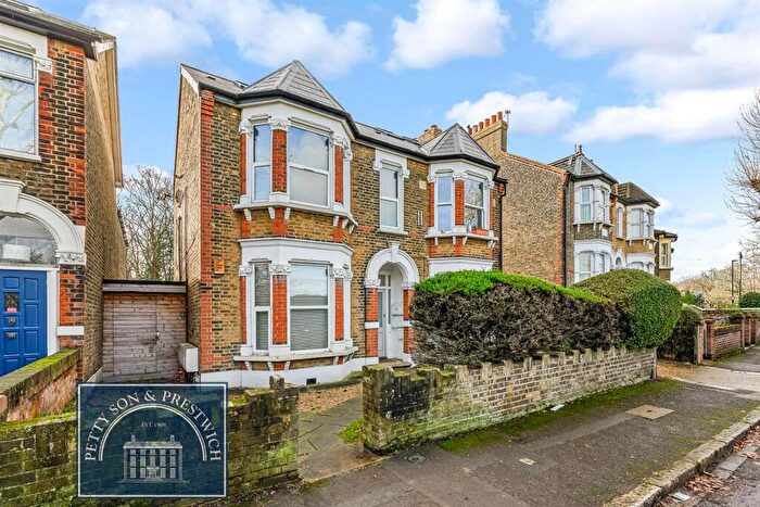 1 Bedroom Flat To Rent In Capel Road, Forest Gate, E7