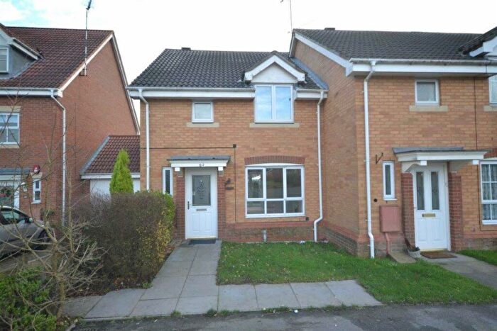 3 Bedroom End Of Terrace House To Rent In Chaytor Drive, The Shires, CV10