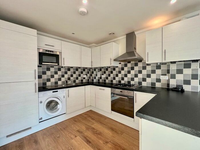 1 Bedroom Apartment To Rent In Mulgrave Road, South Croydon, Surrey, CR0