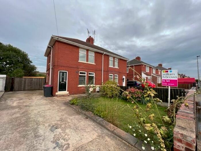 3 Bedroom House To Rent In Highfield Park, Maltby, Rotherham, S66