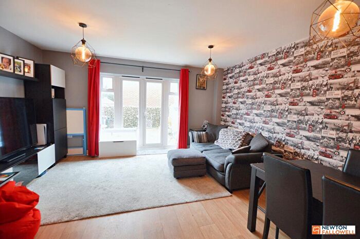 3 Bedroom Terraced House For Sale In The Pollards, Bourne, PE10