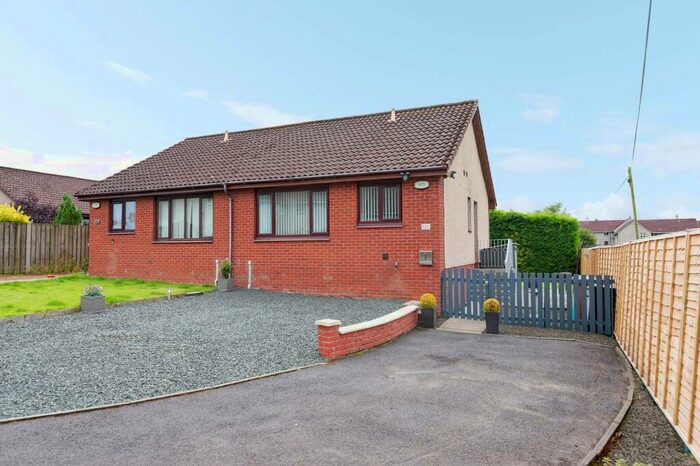 2 Bedroom Semi-Detached Bungalow For Sale In Main Street, Salsburgh, ML7