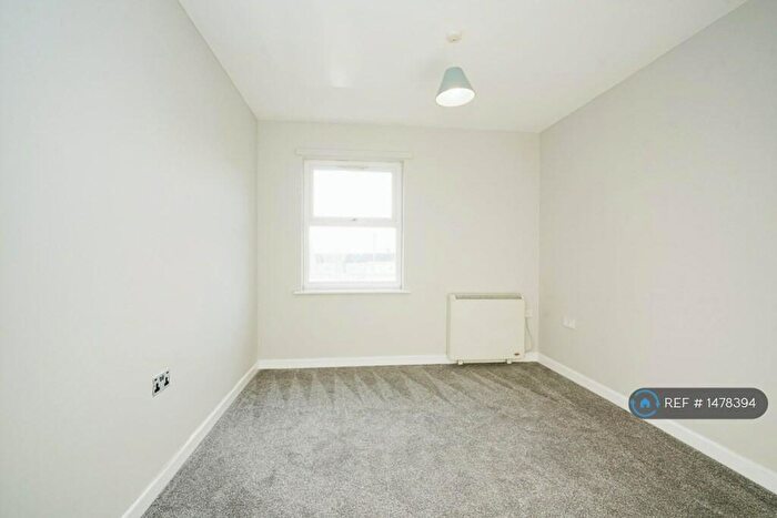 2 Bedroom Flat To Rent In Beechfield House, Swinton, M27