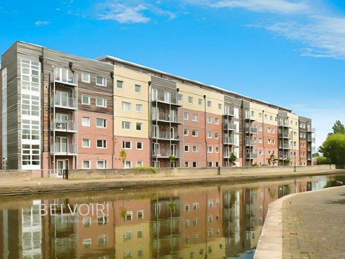 2 Bedroom Flat To Rent In Wharfside, Heritage Way, Wigan, WN3
