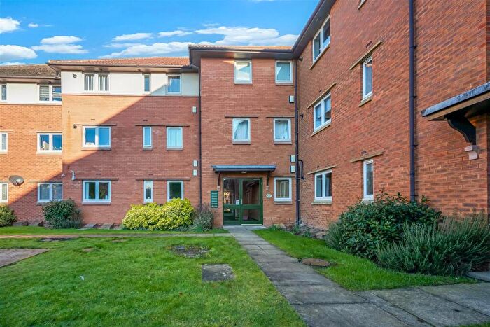 2 Bedroom Apartment For Sale In Haven Gardens, Darlington, DL1