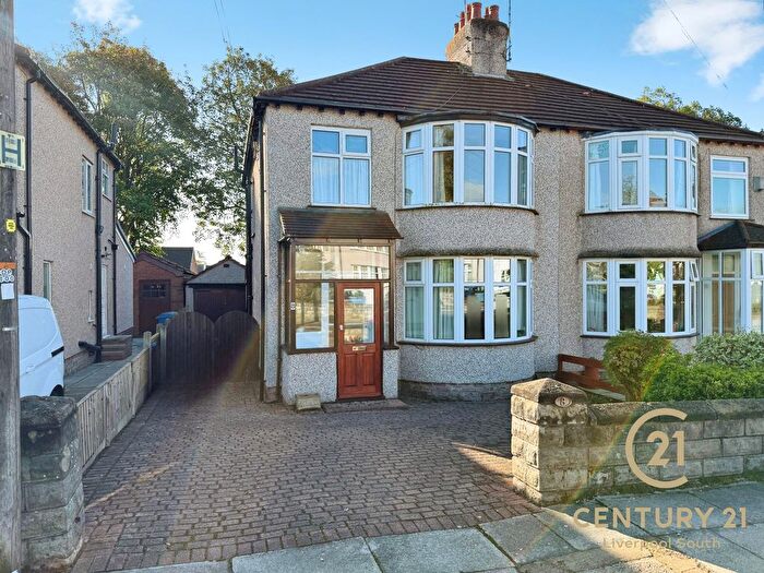 3 Bedroom Semi-Detached House For Sale In Chalfont Road, Allerton, Liverpool, L18