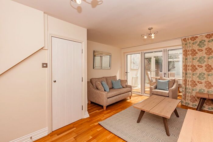 2 Bedroom Terraced House To Rent In Great Clarendon Street, Oxford, OX2