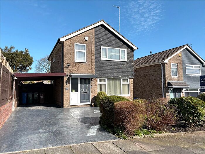 3 Bedroom Detached House For Sale In Conway Close, Heywood, Greater Manchester, OL10