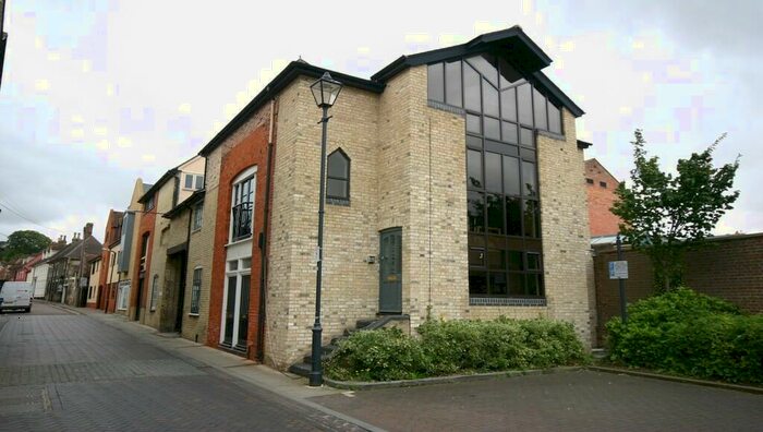 2 Bedroom Apartment To Rent In Upper King Street, Royston, SG8