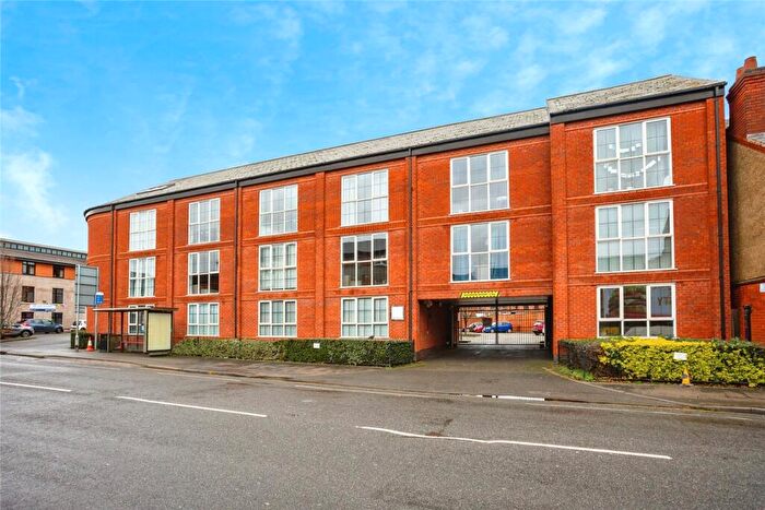 1 Bedroom Flat For Sale In Nottingham Road, Loughborough, Leicestershire, LE11