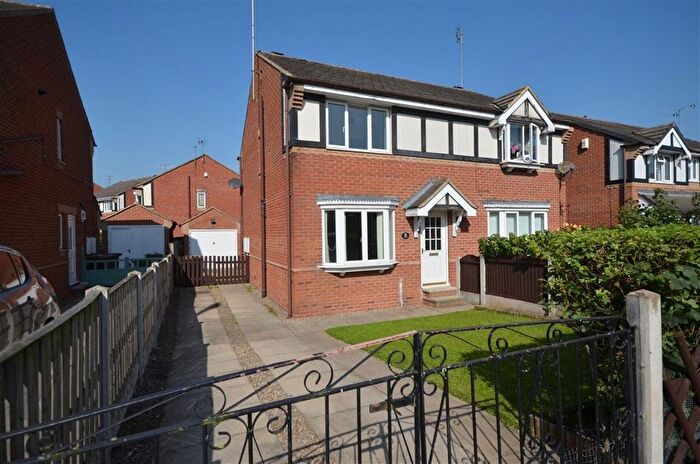 3 Bedroom Semi-Detached House To Rent In Grove Terrace, Hemsworth, WF9
